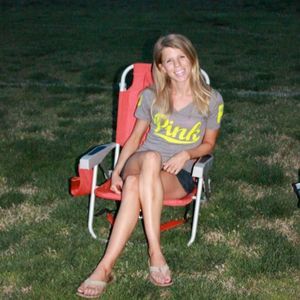 Meet your Posher, Tia